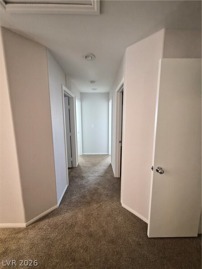 Building Photo - 9329 W Tonkawa Ave