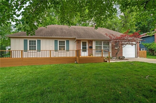 Primary Photo - Adorable Three Bedroom Ranch in Overland Parkh