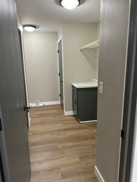 Building Photo - 1941 S 35th St