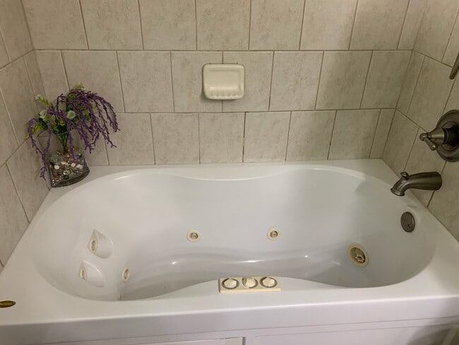 Building Photo - 6545 Ware Rd