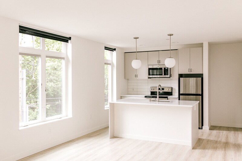 Building Photo - Harrison South