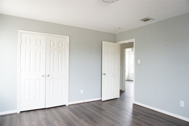 Building Photo - 16423 Chandler Ridge Ln