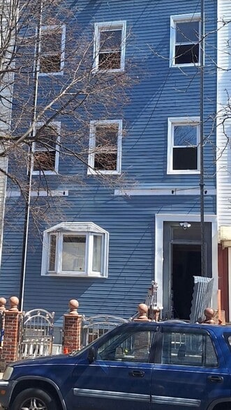 Primary Photo - 189 Sheridan Ave