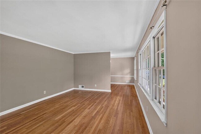 Building Photo - 6858 Brandon Mill Rd NW