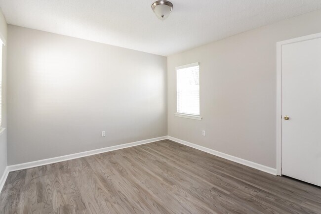 Building Photo - 4359 Crescent Park Dr