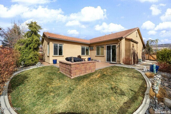 Building Photo - 7057 Verite Dr