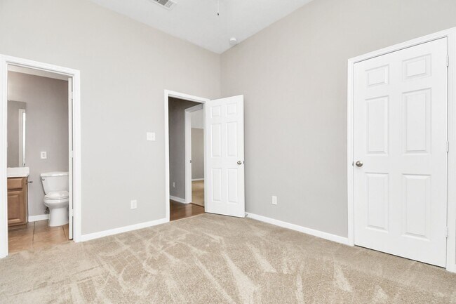 Building Photo - 17311 Elverson Oaks Dr