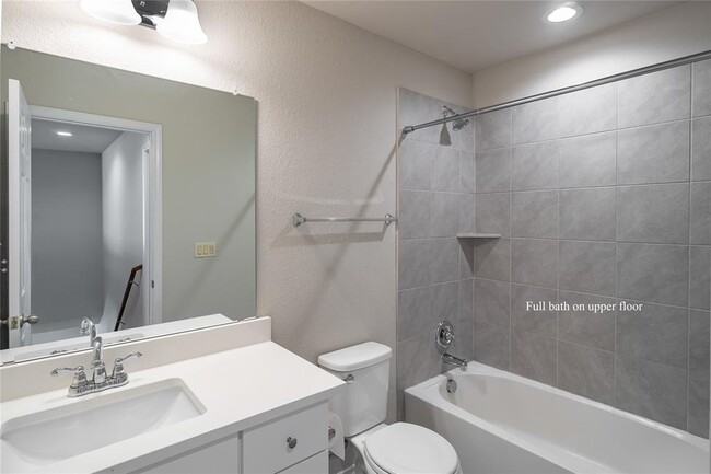 Building Photo - 5408 Golden Canary Ln