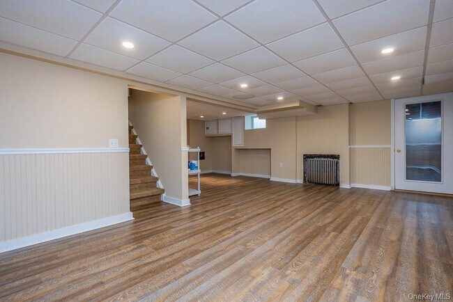 Building Photo - 644 Gilbert Ave