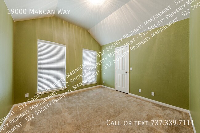 Building Photo - 19000 Mangan Way