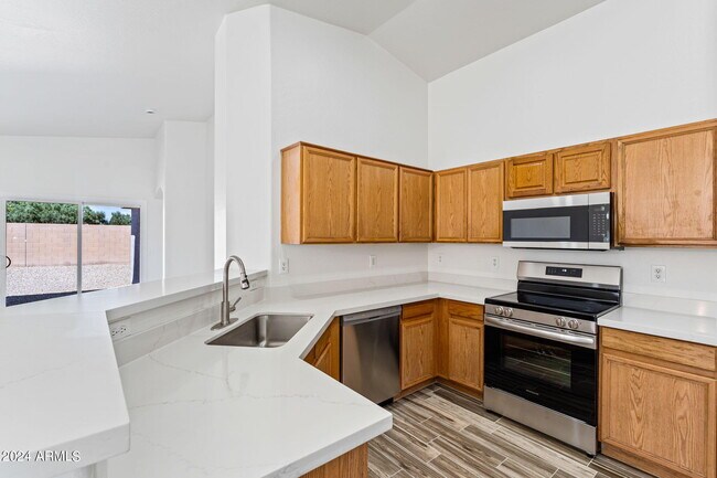 Building Photo - 17482 W Caribbean Ln