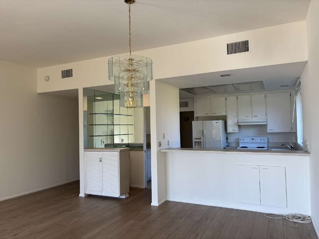 Building Photo - 76670 Blue Jay Ln