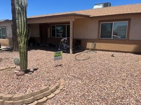 Building Photo - 1633 Palmae Way