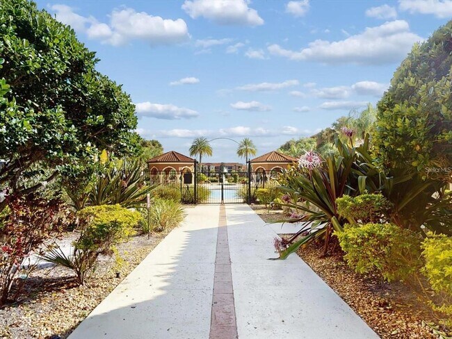 Building Photo - 5578 Metrowest Blvd