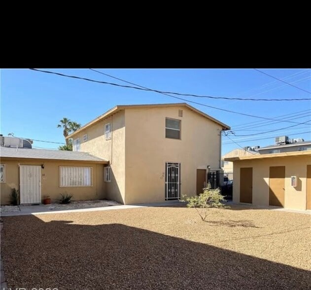 Primary Photo - 3851 Daisy St