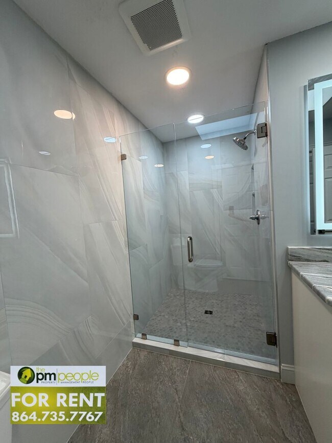 Building Photo - 134 Bennetts Bridge Rd