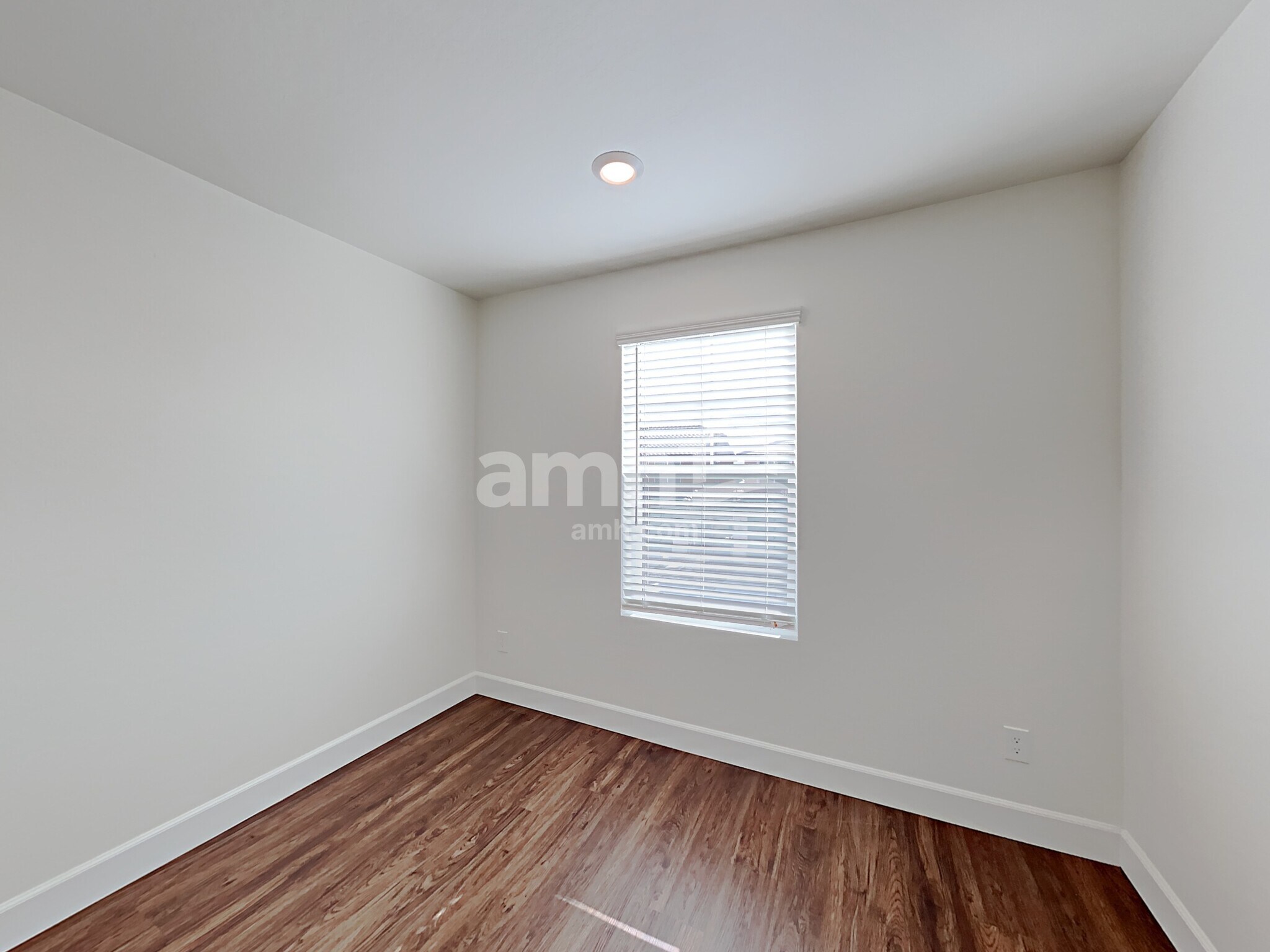 Building Photo - 684 W Laredo Ave