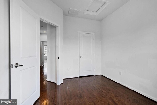 Building Photo - 3636 Wright Terrace