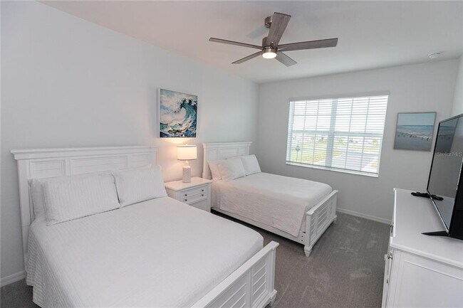 Building Photo - 16572 Kingwood Ln