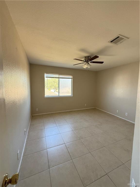 Building Photo - 22 San Gabriel St