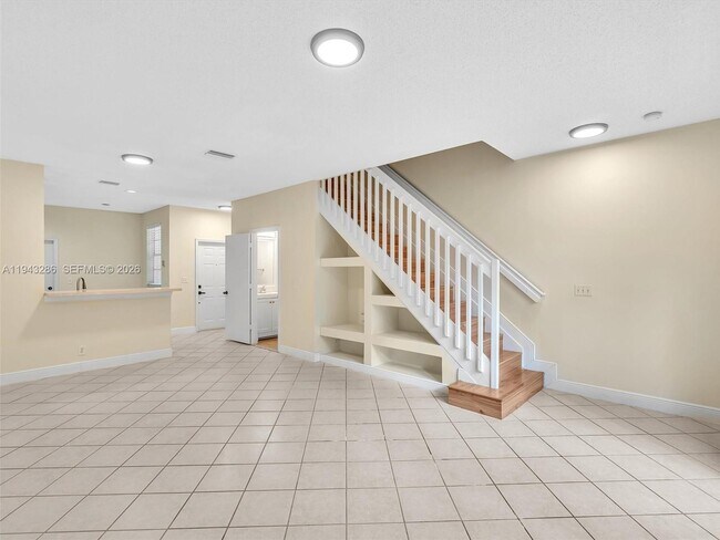 Building Photo - 3932 San Simeon Ln