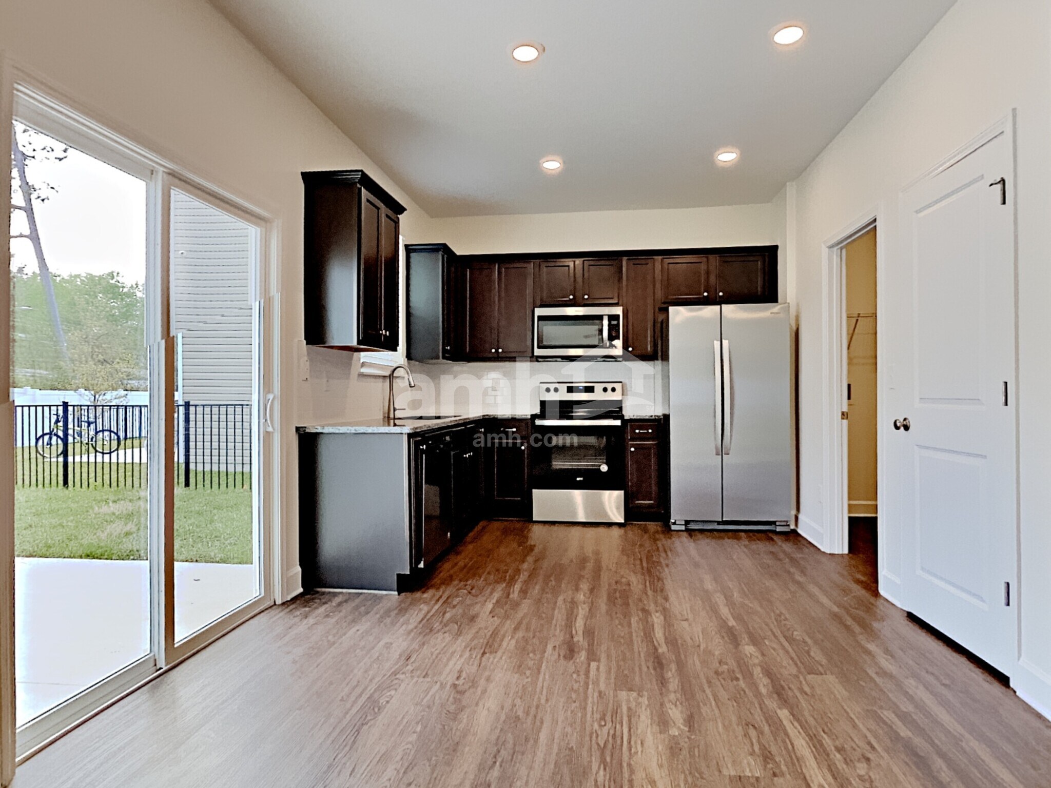 Building Photo - 2942 Calebs Cove Way