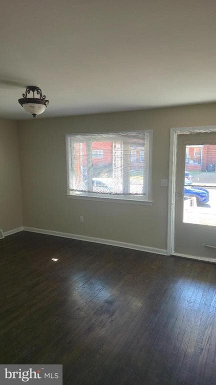 Building Photo - 8004 Gray Haven Rd