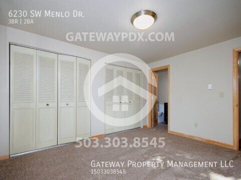 Building Photo - 6230 SW Menlo Dr