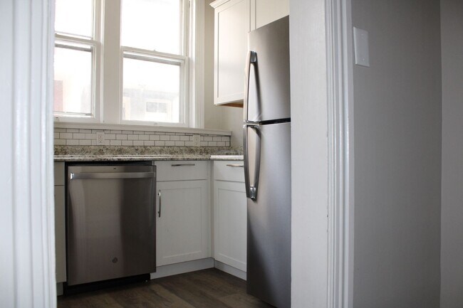 Building Photo - 1911 N 2nd St