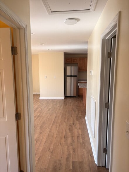 Building Photo - 509 Highland Park Dr