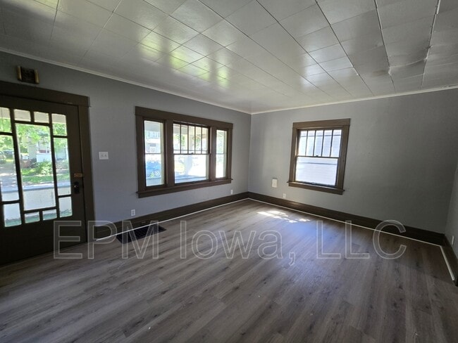 Building Photo - 506 Fowler St