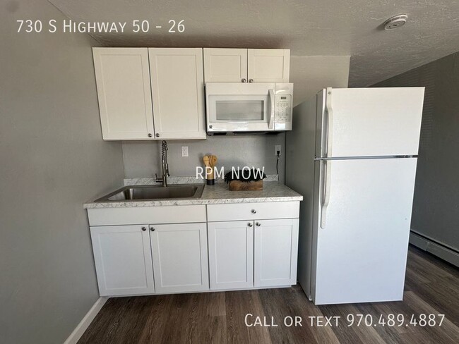 Building Photo - 730 S Highway 50-26