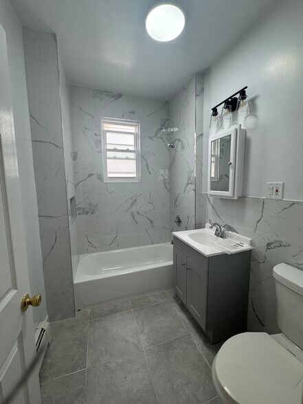 Building Photo - 233 Renner Ave