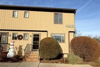 Building Photo - 38 Park St