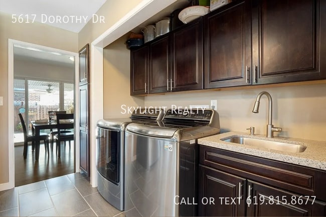 Building Photo - 5617 Dorothy Dr