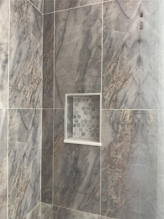 Building Photo - 5617 Gateway Dr