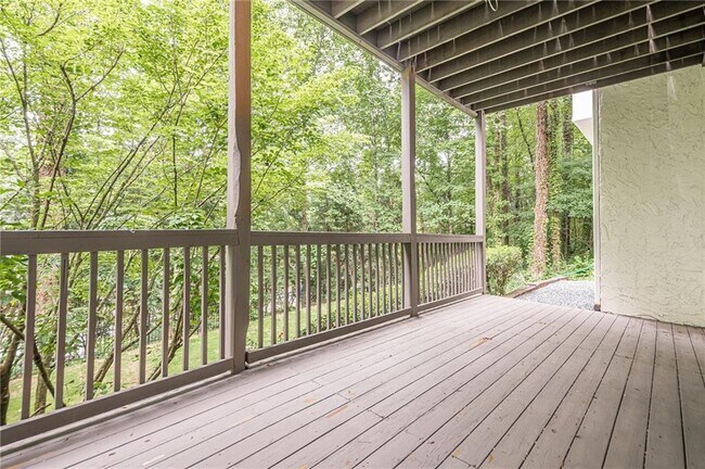 Building Photo - 700 S Brighton Ct
