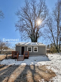 Building Photo - 1006 Turner Rd