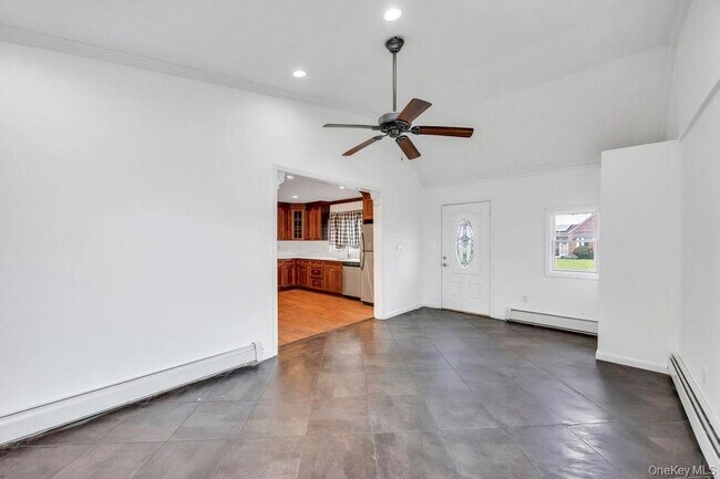 Building Photo - 7 Cinder Ln