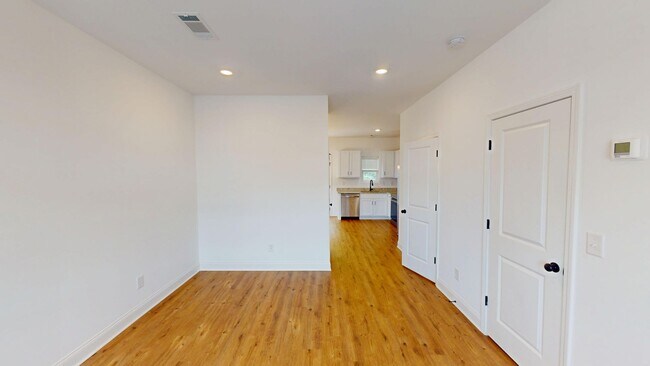 Building Photo - Creekside Unit With Flex Room- Villages at Bear Creek in Columbia, TN