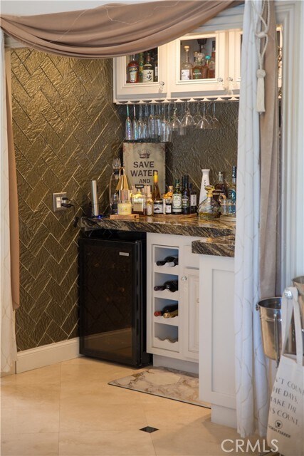 Building Photo - 10071 Highcliff Dr