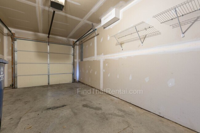 Building Photo - Modern 3BR 2.5BA w/ 1st Floor Master, Garage, Walk-in Closets near AWC Carlisle Barracks
