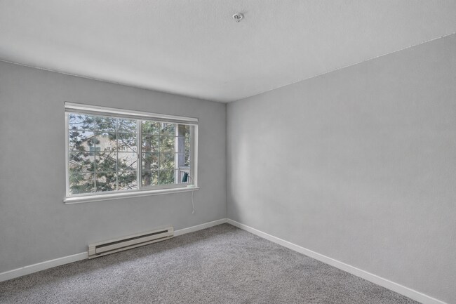 Building Photo - 215 100th St SW