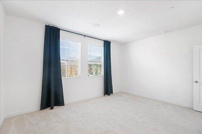 Building Photo - 10109 Al Meraz Dr