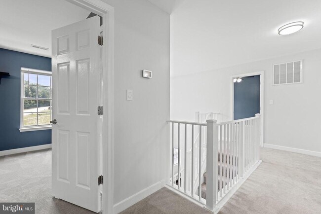 Building Photo - 4001 Mossy Bank Ln