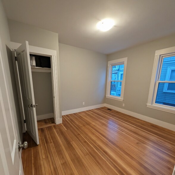 Building Photo - 19 Indiana Ave