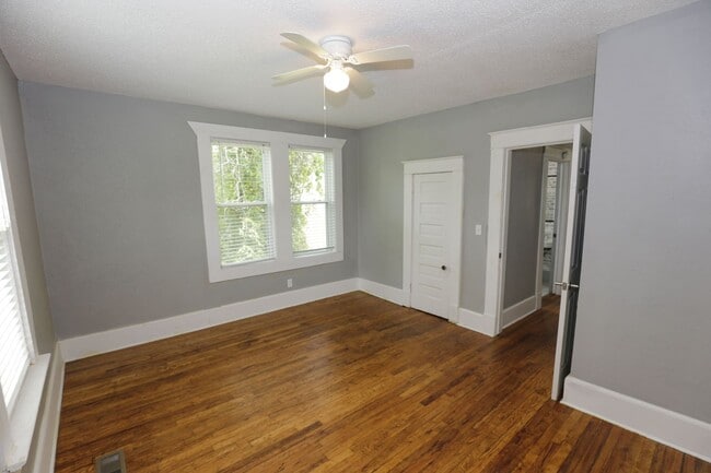Building Photo - Spacious 4-Bedroom Home with Modern Upgrad...