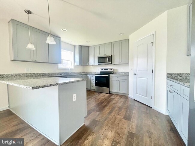 Building Photo - 212 William Ross Ln