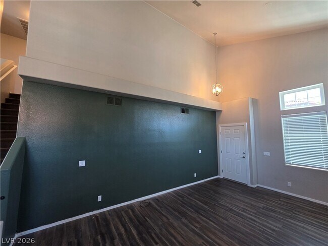 Building Photo - 2275 Ramsgate Dr