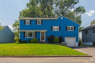 Building Photo - 1641 Lenape Rd
